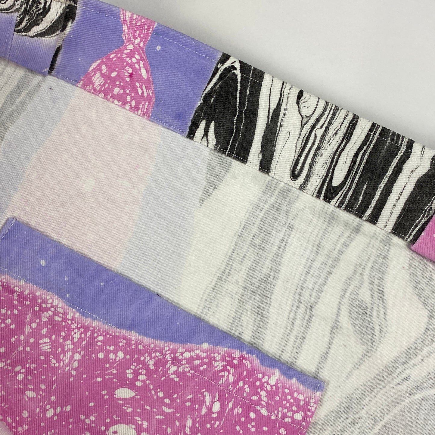 Lilac and Speckled Magenta Marble Stripe Beach Bag